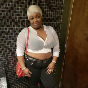 Meet your Posher, Ciera